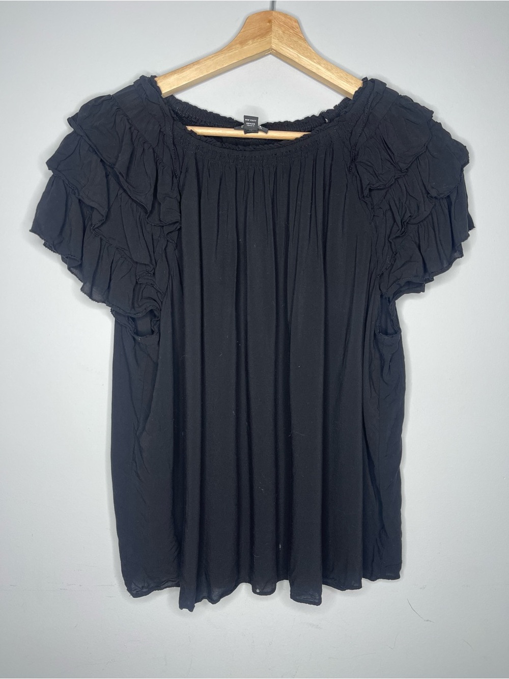 a.n.a Black Ruffle-Trim Smocked Babydoll Top (X-Large)